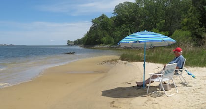 Rustic Quaint Cottage With Spectacular Views