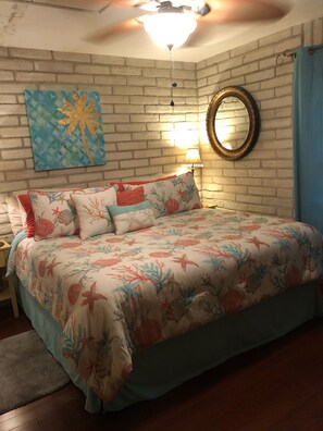 2 chambres, fer et planche à repasser, Wi-Fi gratuit, draps fournis