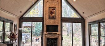 Libro de cuentos de lujo Cottage 5 acres aislados de exuberante bosque y corrientes * pacífico *