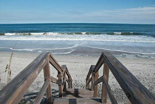ビーチ、サンラウンジャー、ビーチタオル