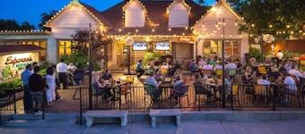 Perfect for Corporate, Business or Personal Rental - 30 Day Minimum Rental