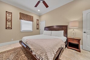 8 bedrooms, iron/ironing board, free WiFi, bed sheets