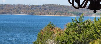 Spring Dates Open! Spectacular Lakefront! 2 King Beds-2 New Baths, What A View!