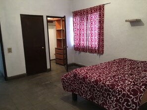 Basic Room, 1 Katil Kelamin (Double) | Seterika/papan seterika, Wi-fi percuma