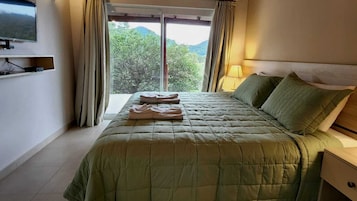 Premium Cabin, 2 Bedrooms, Hill View | 2 bedrooms, premium bedding, down comforters, blackout drapes