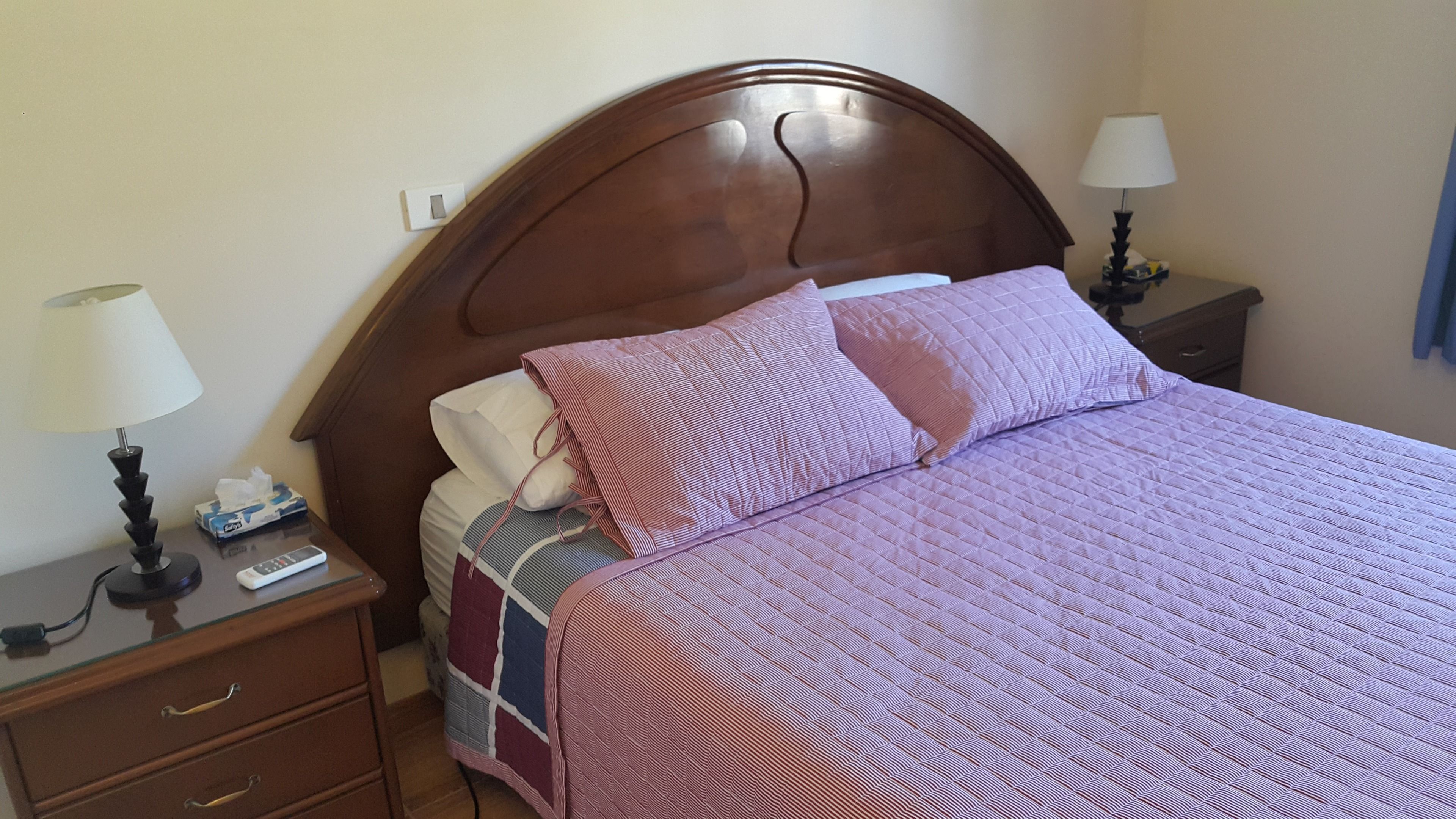 2 bedrooms, premium bedding, down comforters, blackout drapes