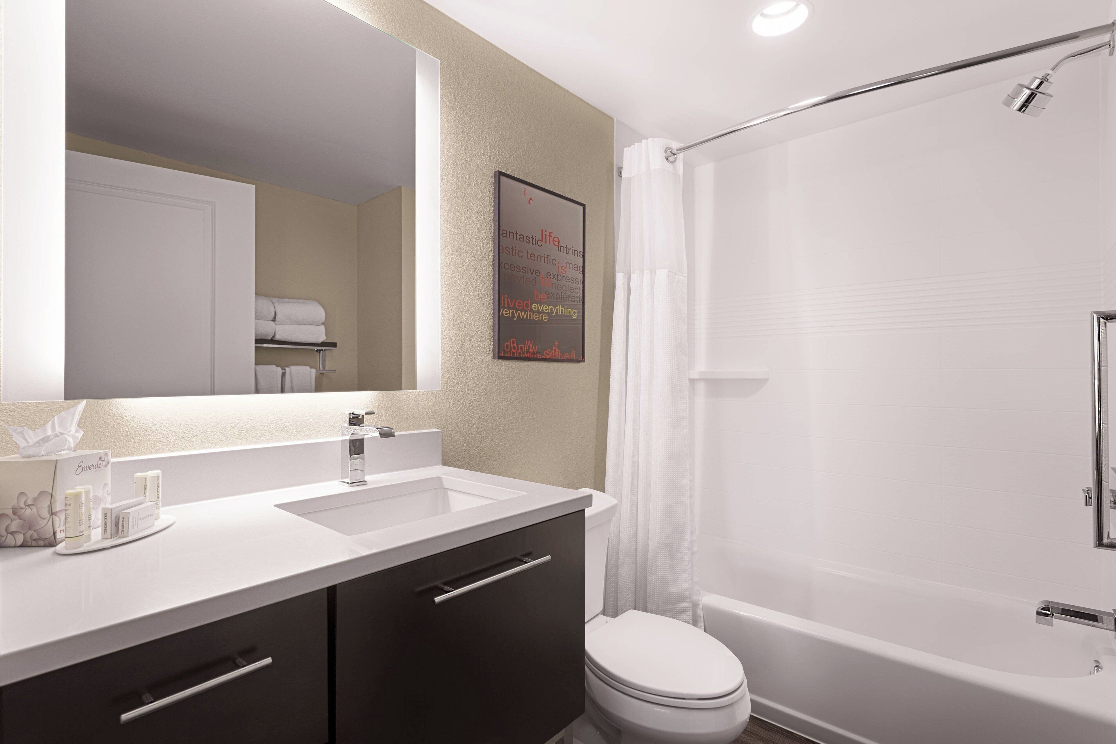 studio, 2 queen beds | bathroom | free toiletries, hair dryer, towels