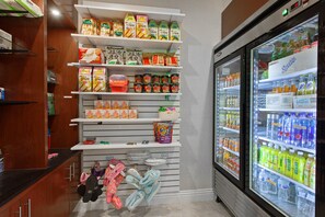 Gift shop - Holiday Inn El Monte (El Monte)