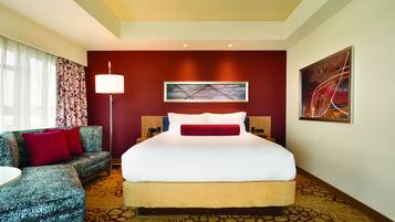 Premium bedding, in-room safe, desk, laptop workspace