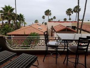 Outdoor dining - 93 UNIT A LOS PELICANOS AT LAS GAVIOTAS COMMUNITY (Rosarito Beach Baja)