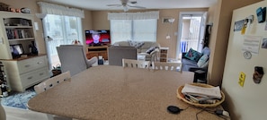 Smart TV, DVD player, books, stereo
