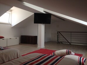 2 多间卧室、熨斗/熨衣板、旅行婴儿床、免费 WiFi