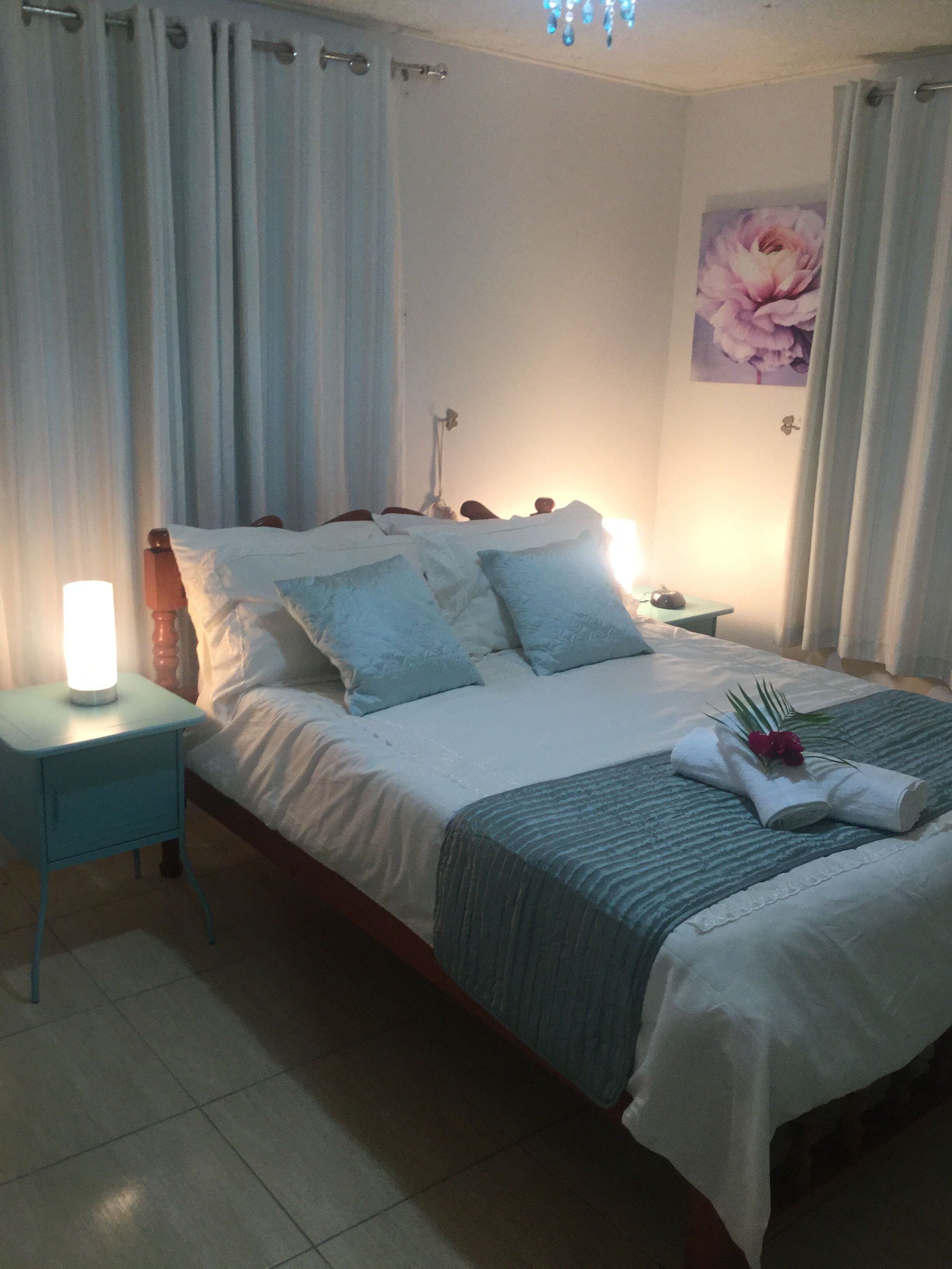 3 chambres, fer et planche à repasser, Wi-Fi gratuit, draps fournis