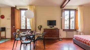 1 bedroom, iron/ironing board, travel crib, free WiFi