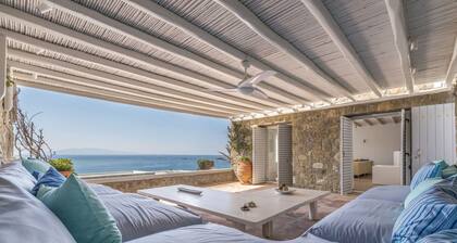 Villa Ostraco, Beachfront House 50 m vom Strand entfernt