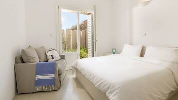 3 slaapkamers, een kluis op de kamer, een strijkplank/strijkijzer