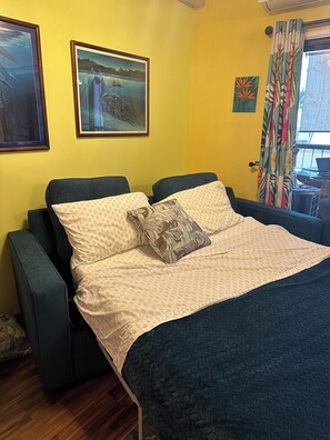 1 bedroom, iron/ironing board, free WiFi, bed sheets