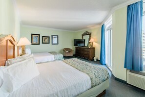4 chambres, fer et planche à repasser, lit parapluie, Wi-Fi gratuit