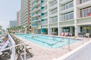 Piscina interna, piscina aquecida
