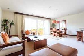 Smart TV, DVD player, books, music library
