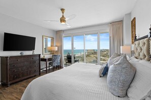 4 bedrooms, desk, iron/ironing board, WiFi - 4 Bedroom/ 3 Bath With Amazing Views, You can Have It All! Modern Condo designed for comfort and Sty (Miramar Beach)