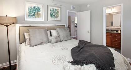 RĂDUCTIONS HORS SAISON! CONDO MIS Ă JOUR. UN NIVEAU AVEC AC. ĂNORME PONT AVEC UNE VUE!
