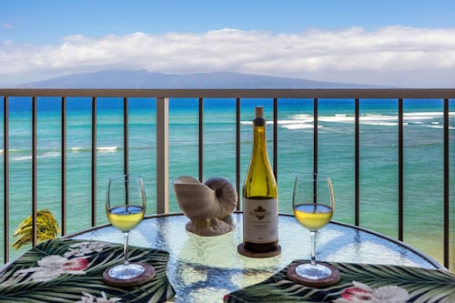 SPRING/SUMMER SALE, 10 STAR Ocean Front, AC & Views You Won't Forget, sleeps 4