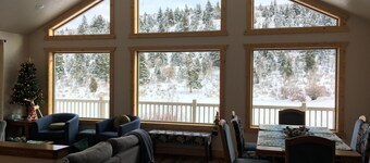 Canyon Creek Cabin - En utflukt berørt av naturen!