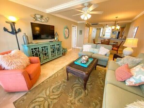 Smart TV, books, stereo - Marco Updated Beach Front Condo, 2Br 2Ba, 1605 - T4, Pool, Beach & Ocean Views (Marco Island)