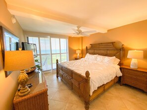 2 bedrooms, iron/ironing board, free WiFi, bed sheets - Marco Updated Beach Front Condo, 2Br 2Ba, 1605 - T4, Pool, Beach & Ocean Views (Marco Island)