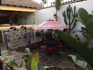 Outdoor dining - Beachfront Vacation Rental  (La Mision)