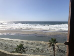 Am Strand, Liegestühle, Strandtücher