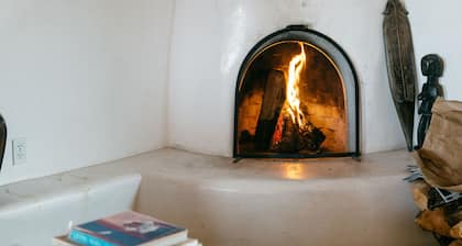 Stella Luna - in the Lap of Taos Mountain!