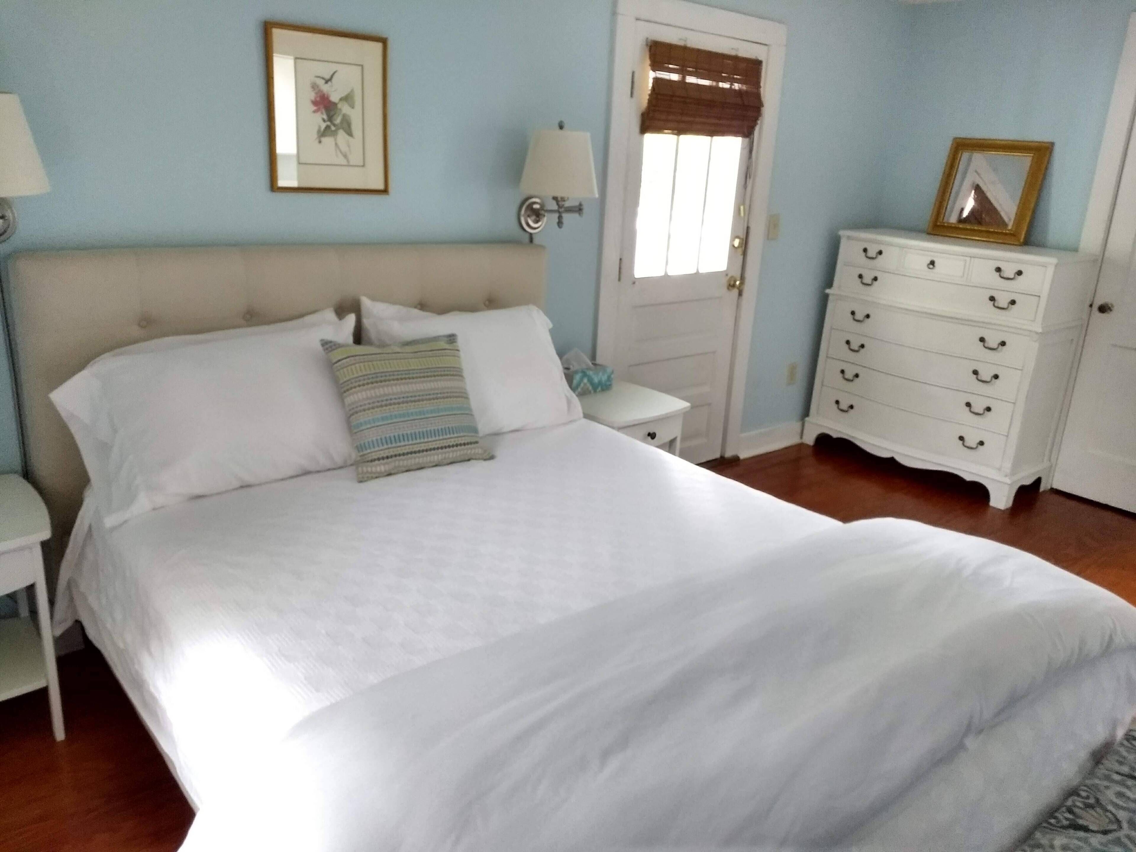 1 bedroom, desk, iron/ironing board, free WiFi