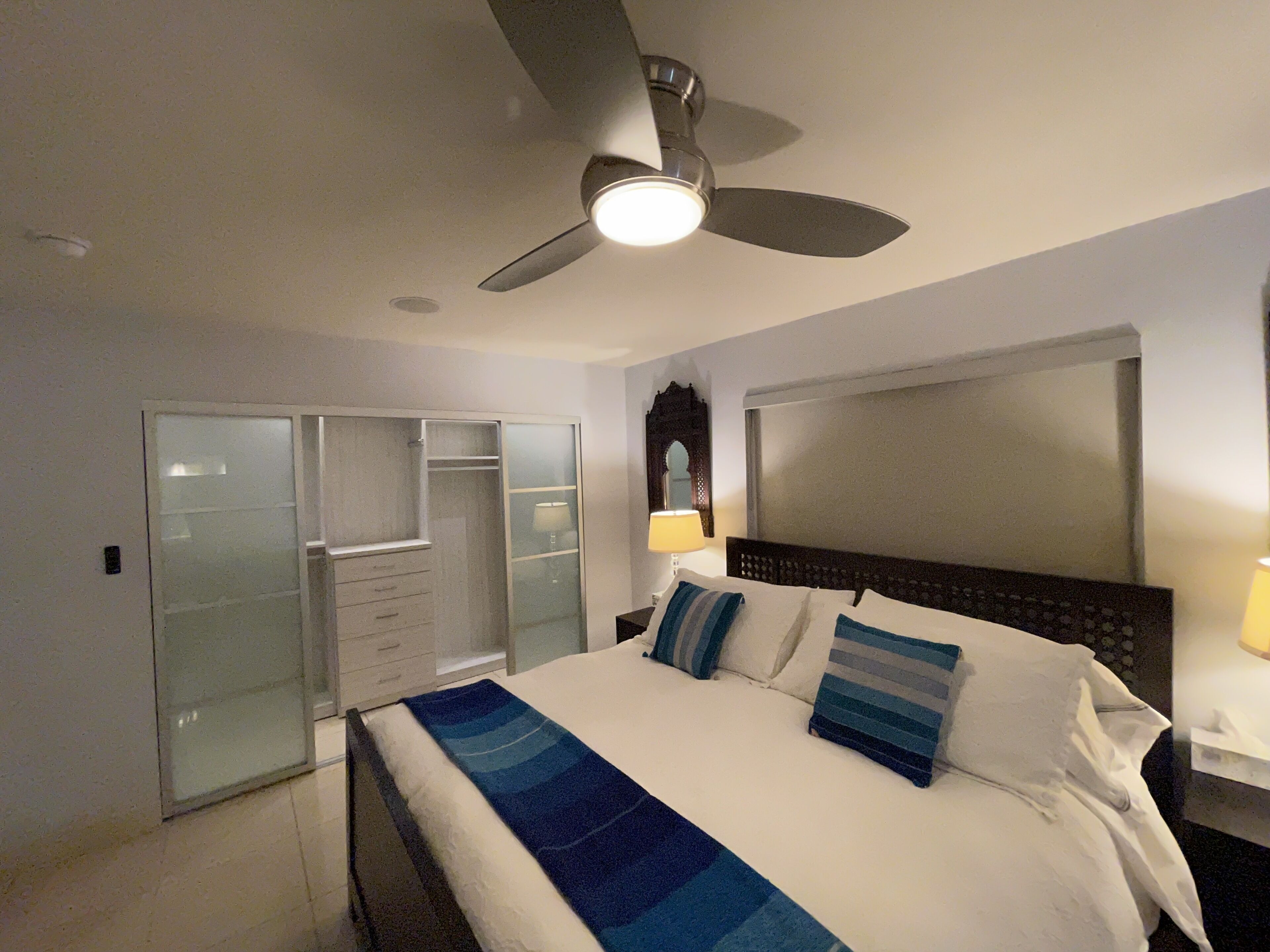 3 bedrooms, in-room safe, desk, iron/ironing board