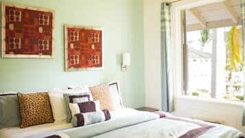 2 quartos, camas com colchões pillow-top, ferros/tábuas de passar roupa