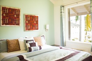 2 bedrooms, pillowtop beds, iron/ironing board, free WiFi - Sandcastles Ochi In Ocho Rios Jamaica (Ocho Rios)