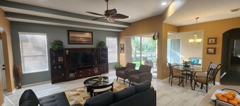 大規模なグループを歓迎、Near Wekiva Springs、Orlando、Disney、Universal＆Antiques。