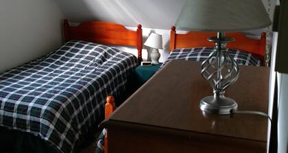 Double Diamond Lodge on Terry Peak--Your outdoor adventures await!!