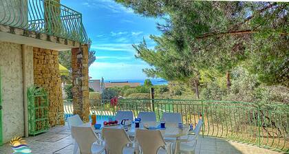 ♥ Villa avec piscine privée, vue panoramique mer, proche Cassis et Calanques