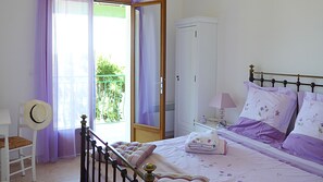 4 間睡房、熨斗/熨衫板、可攜式嬰兒床、免費 Wi-Fi