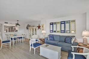 Smart TV, DVD player