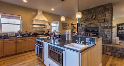 Ferndale's Sweet Retreat