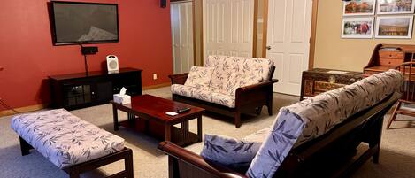 Smart TV, DVD player, aparelho de som