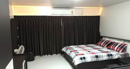 Muangthongthani Rental by Khun Dan