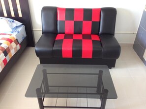 Standard Double Room | Living area