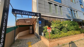 Entrée de l’hébergement