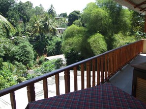 Terrace/patio - Central City Hostel (Kandy)