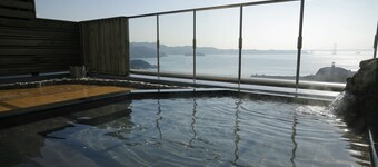 Awaji Island Uzushio Onsen Umemaru