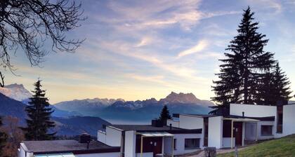 Leysin Lodge